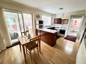 Photo 9- click for photo gallery